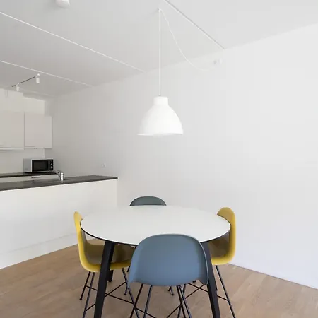 Διαμέρισμα Spacious 2-br W A Balcony By Harbour - 93 *